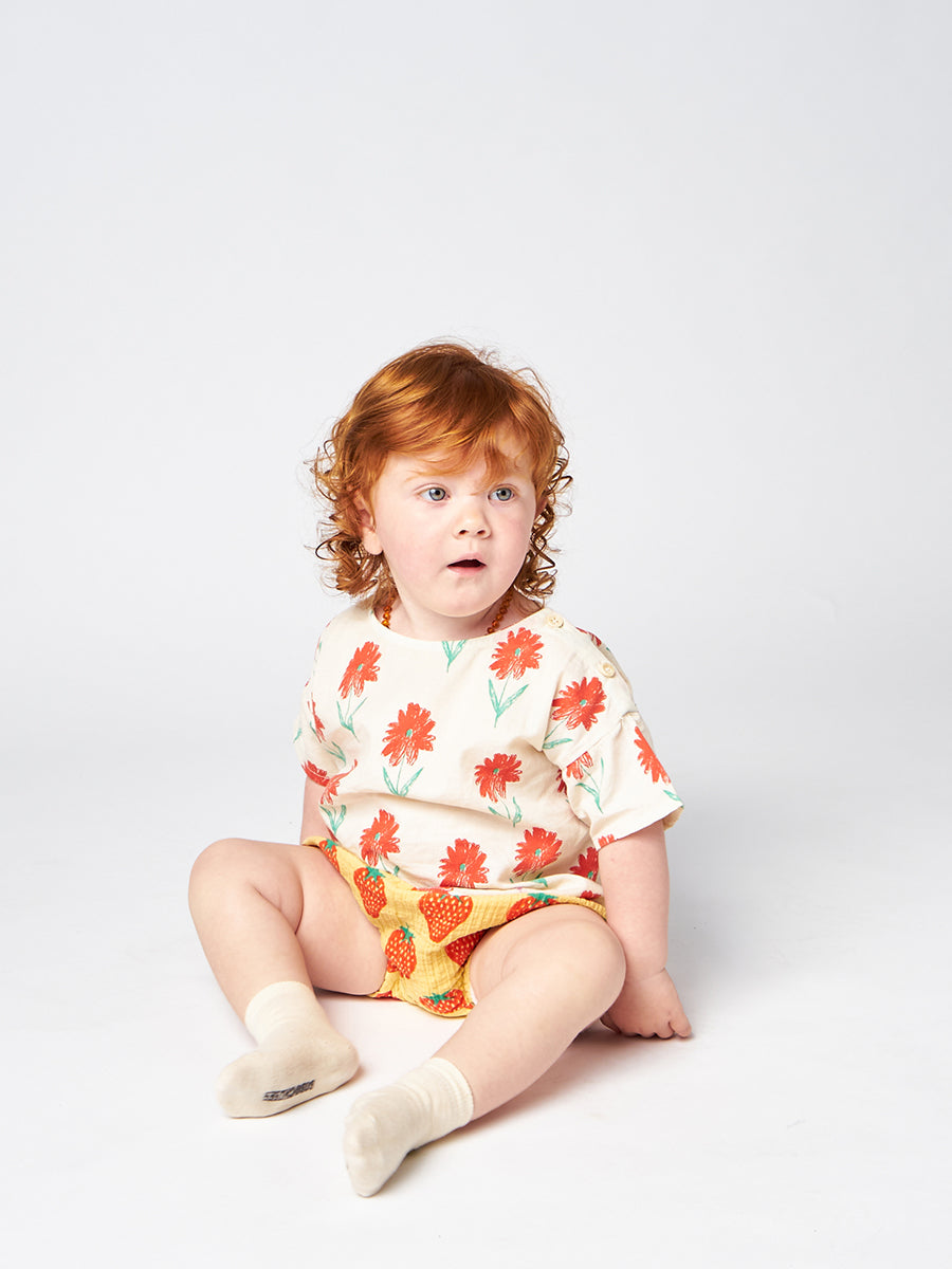 Strawberry all over woven bloomer
