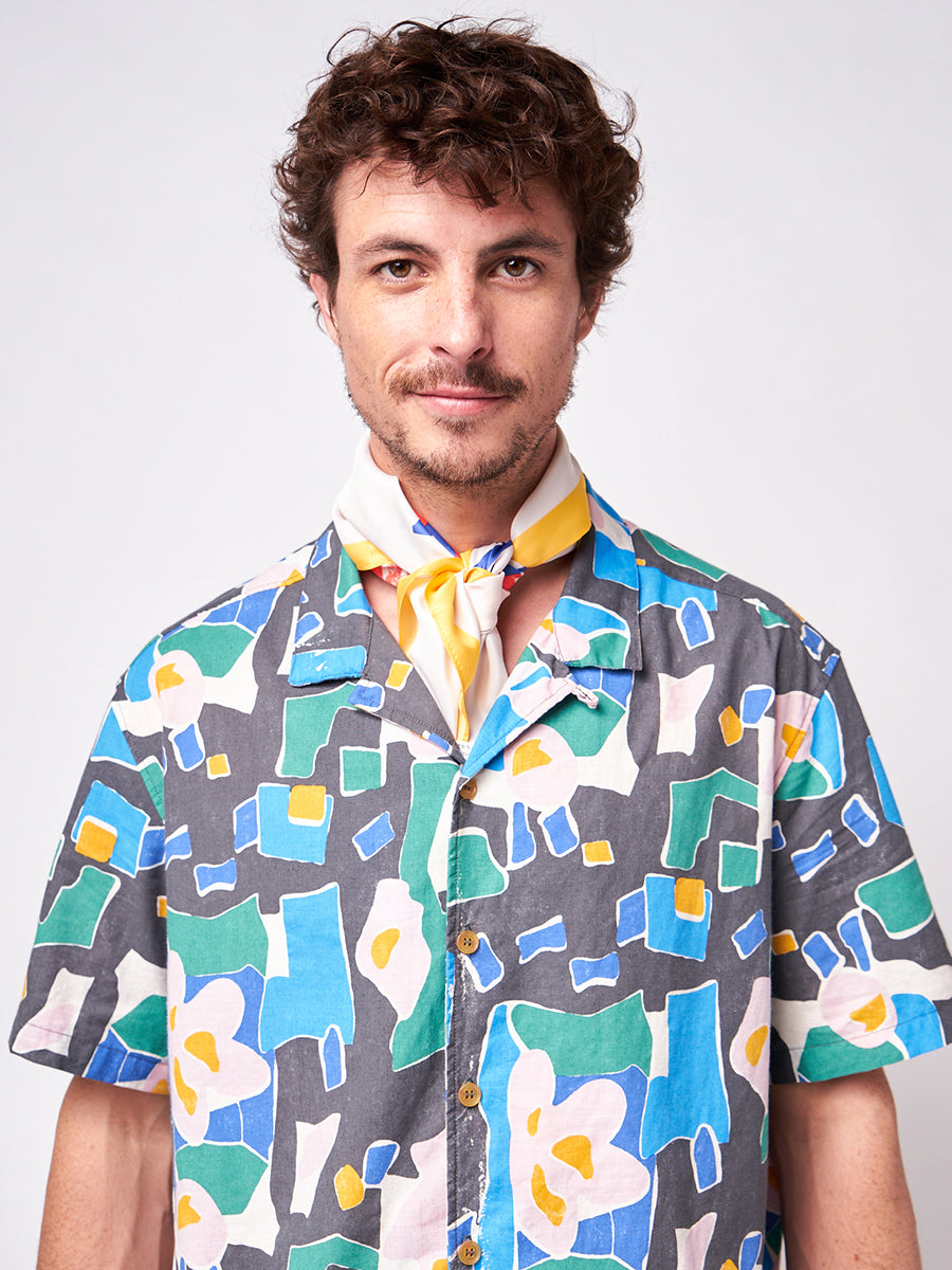 Floral print short sleeve shirt