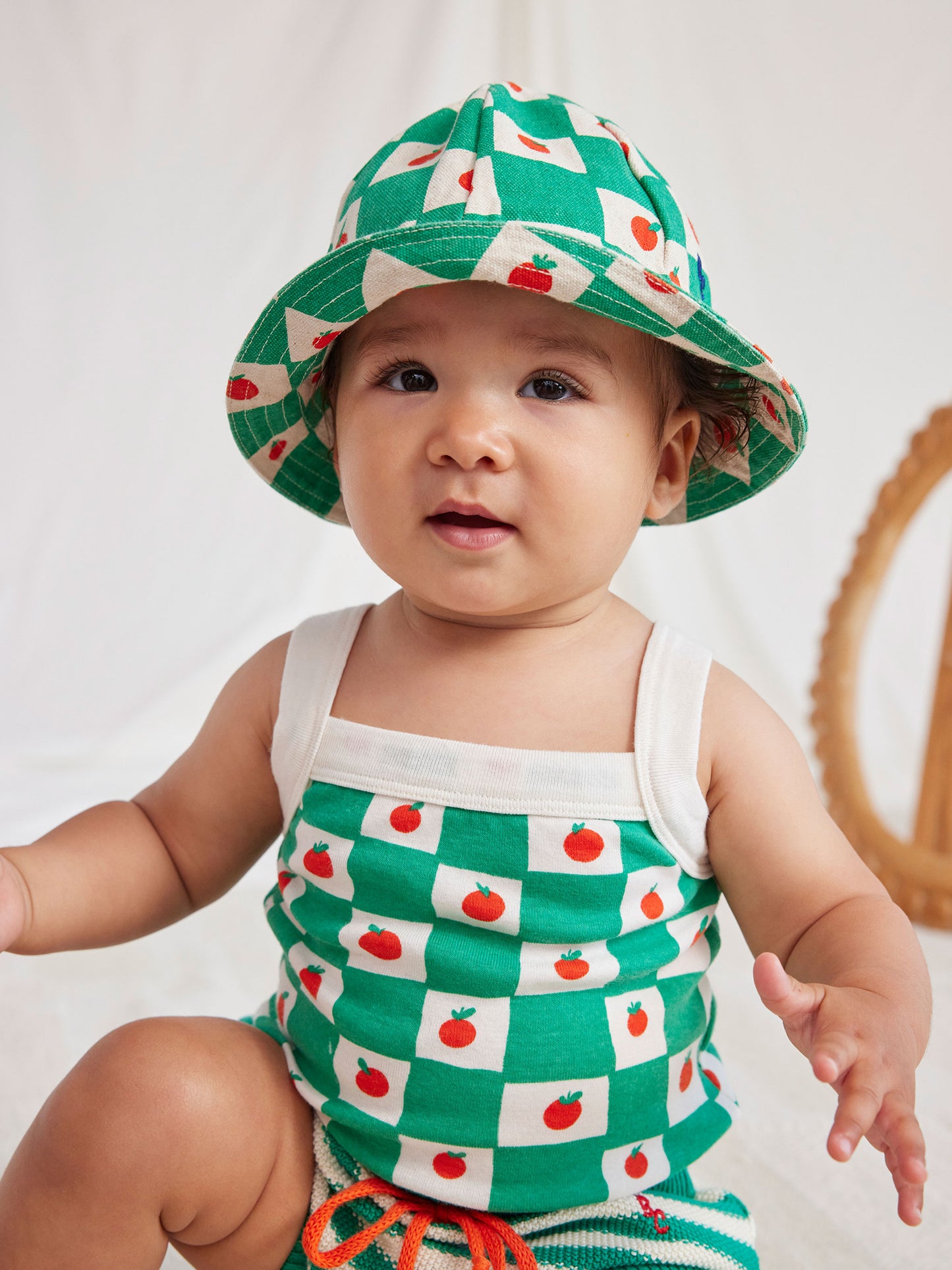 토마토 올 오버 바디수트