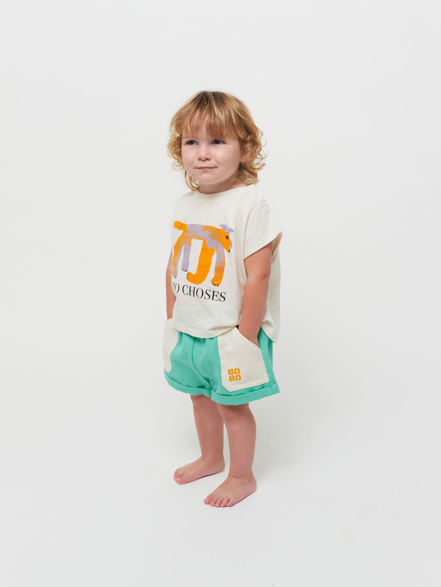 Contrast pocket woven shorts