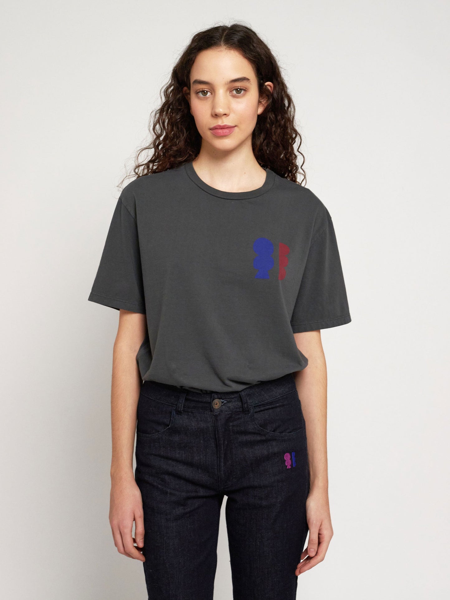 Mixed mold unisex T-shirt