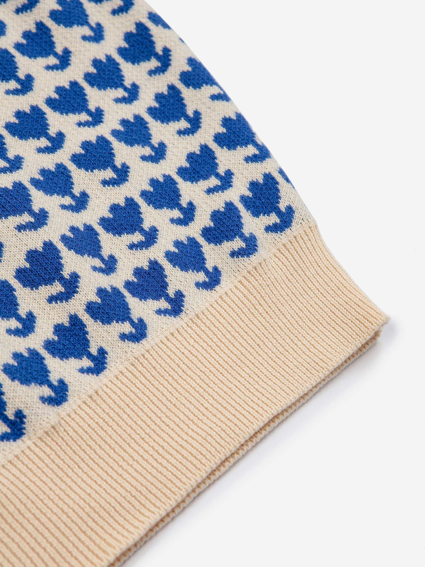Retro Small Flowers all over jacquard knitted vest