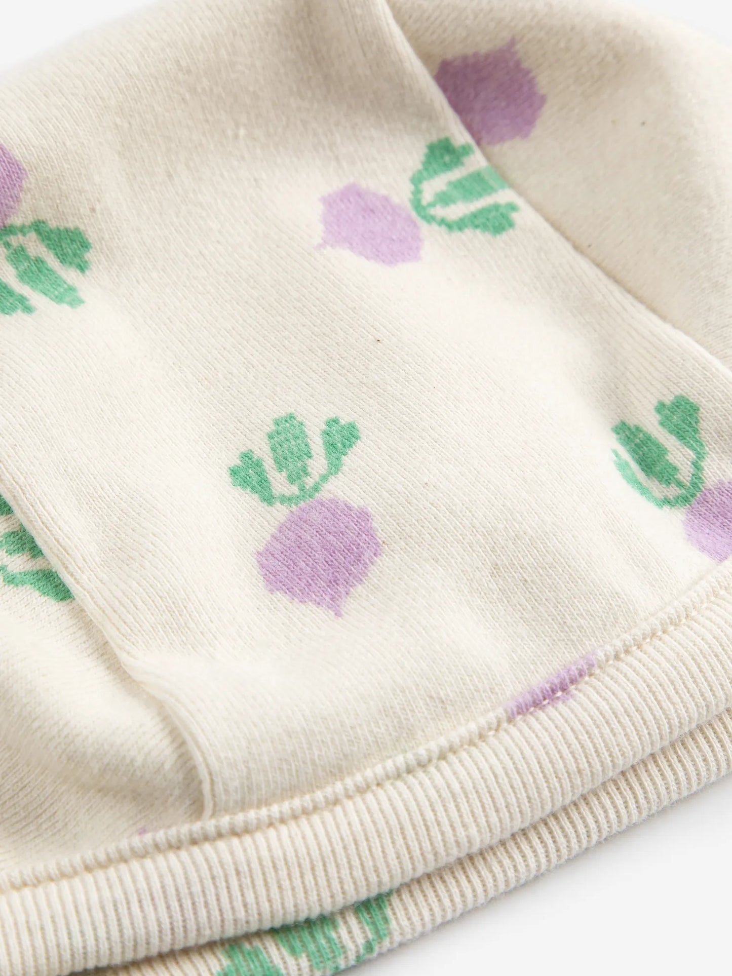 Pixel Sugar Beet all over hat