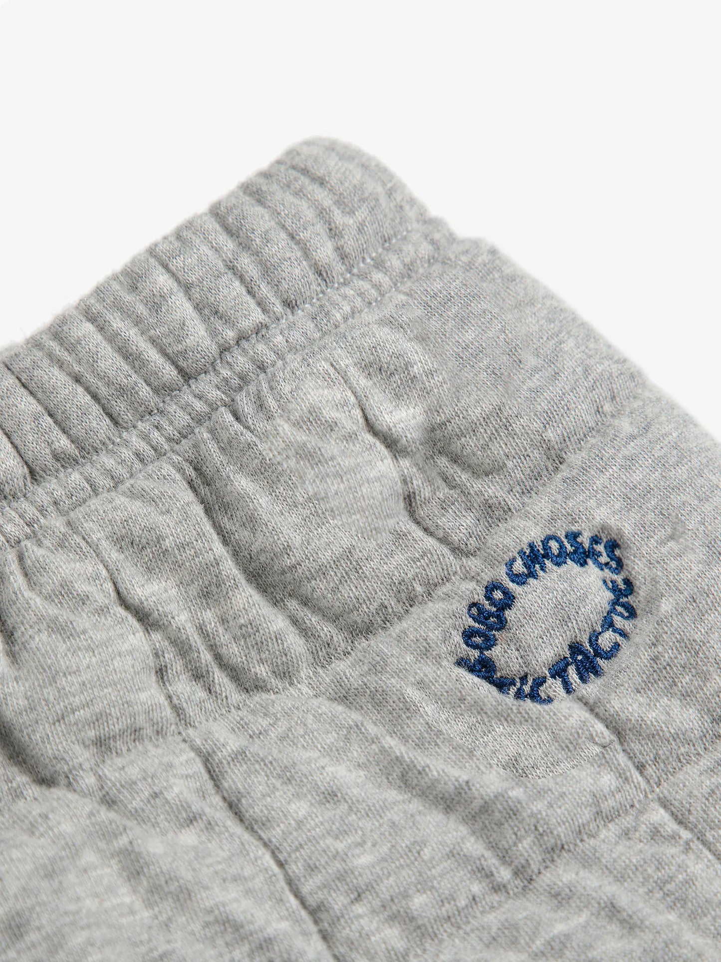 Pantalons esportius enconxats