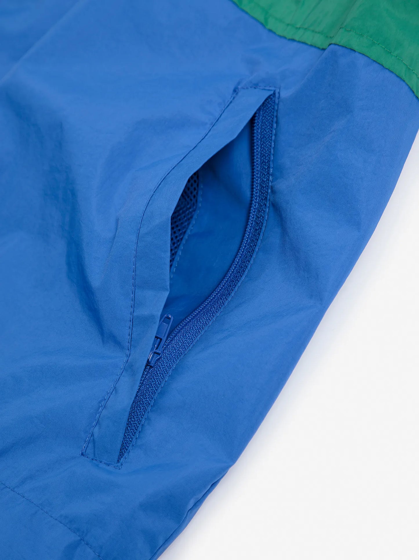 Color block windstopper