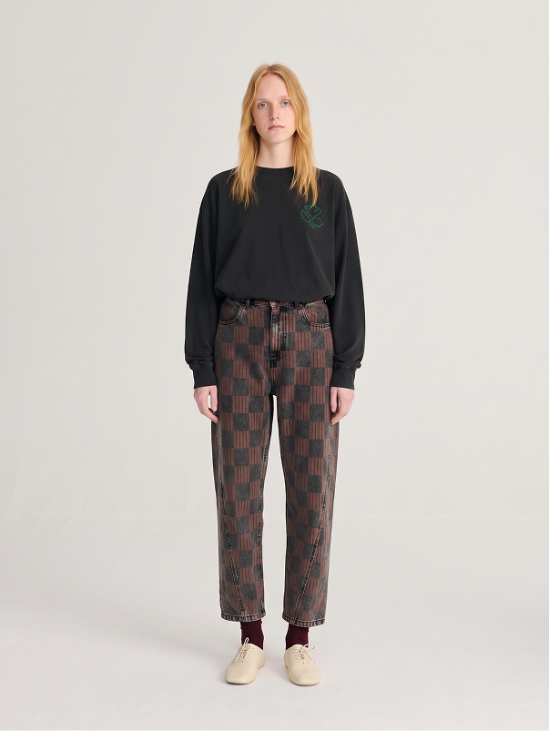Almost Moiré all over mom fit jeans