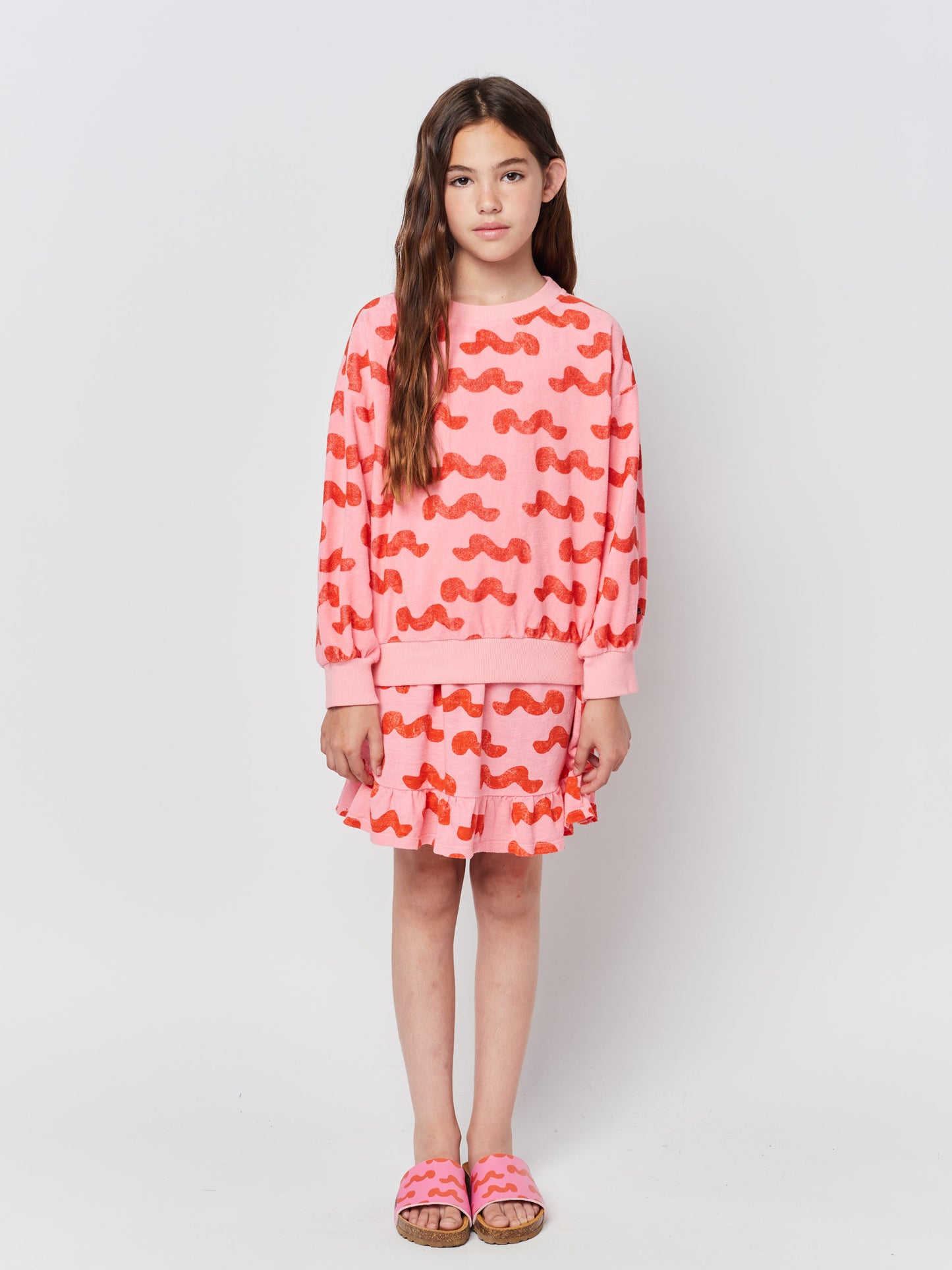 Waves all over skirt