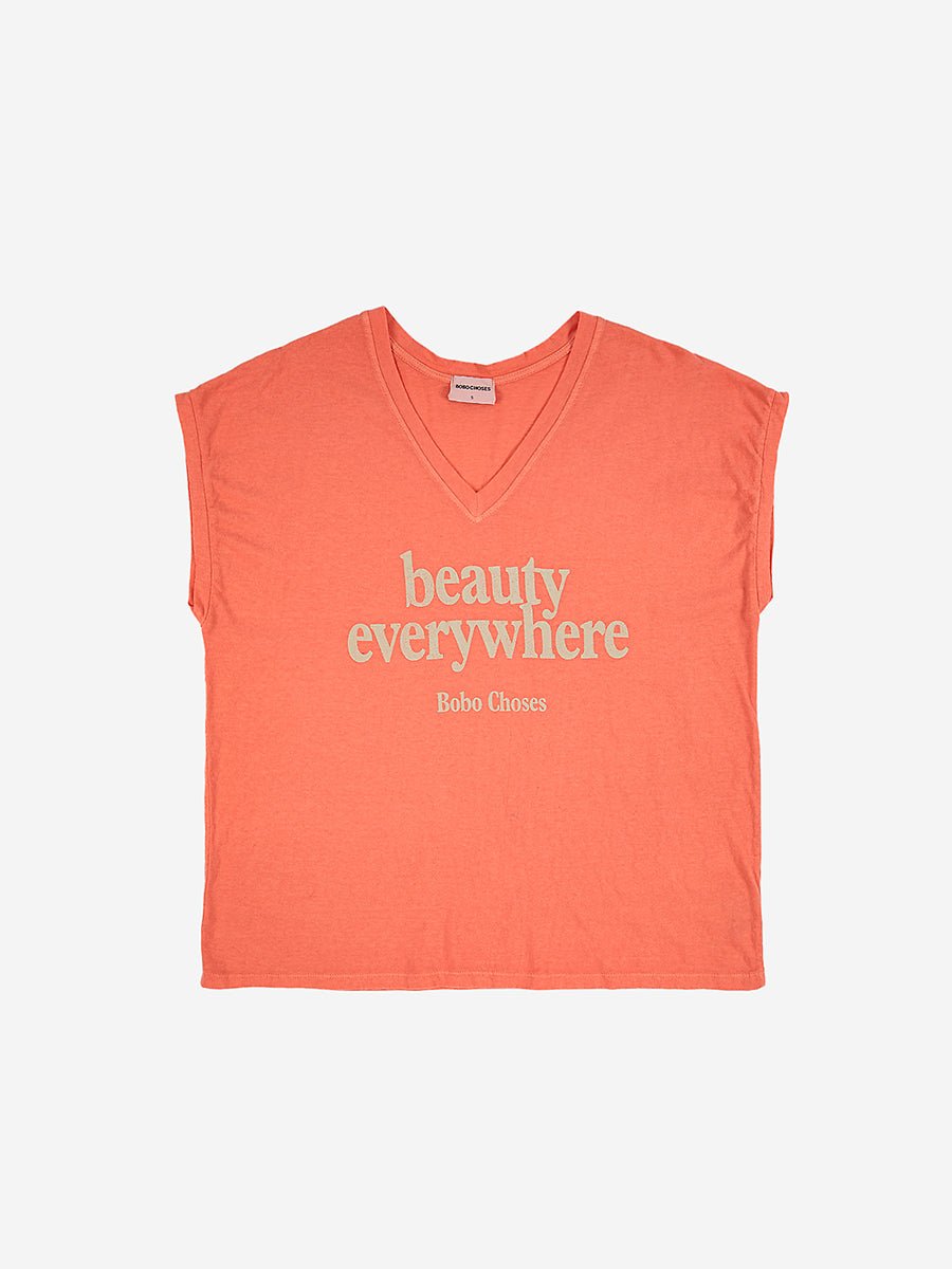 Beauty everywhere V-neck loose T-shirt