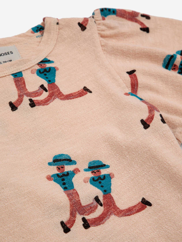 Dancing Giants all over puffed sleeves t-shirt