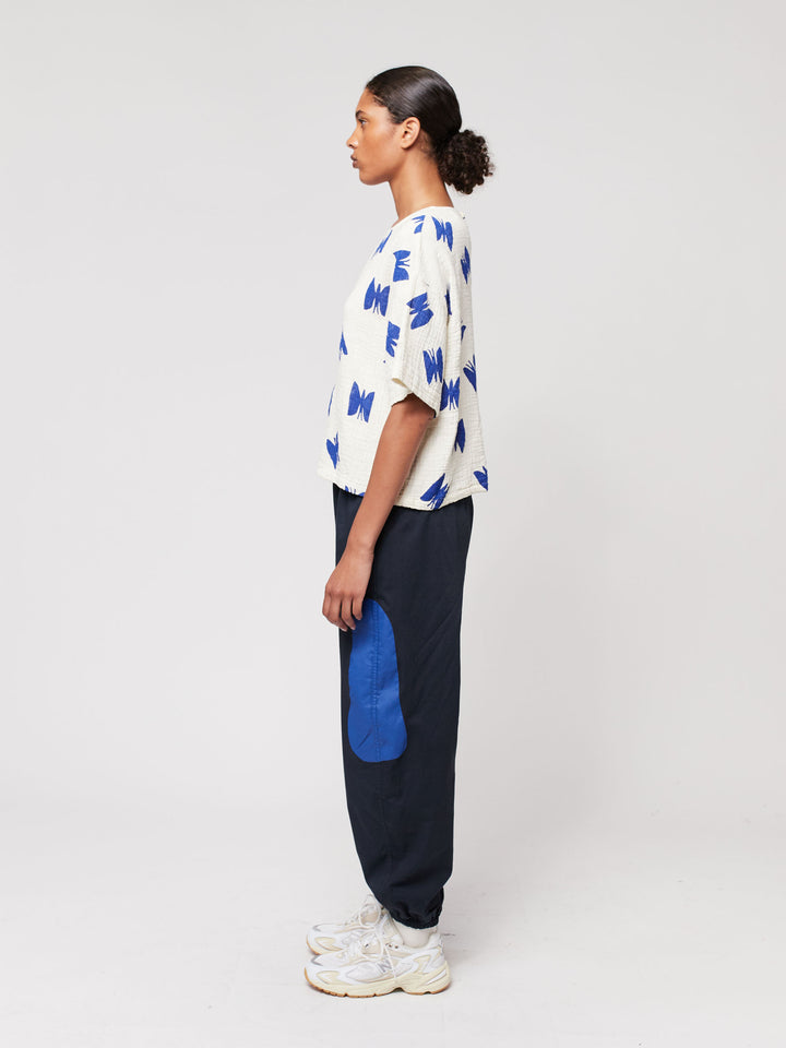 Butterfly print cropped blouse