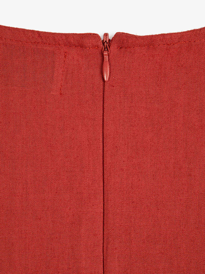 Vestit folgat de màniga curta i mescla de lli