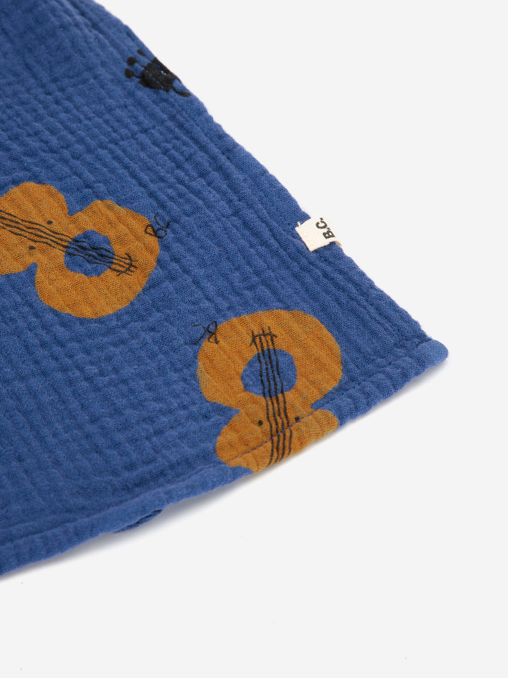 Acoustic Guitar all over muslin