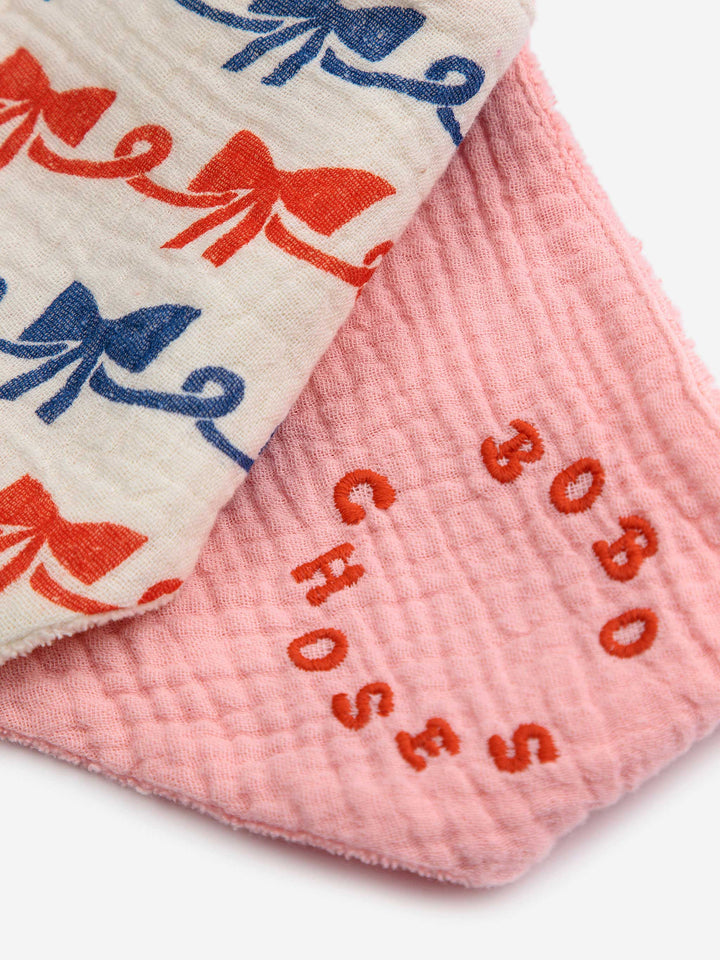 Ribbon Bow bib set