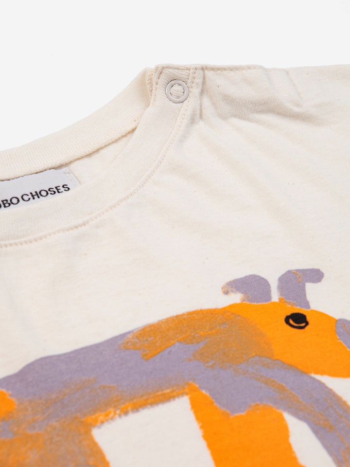 Walking Bear t-shirt