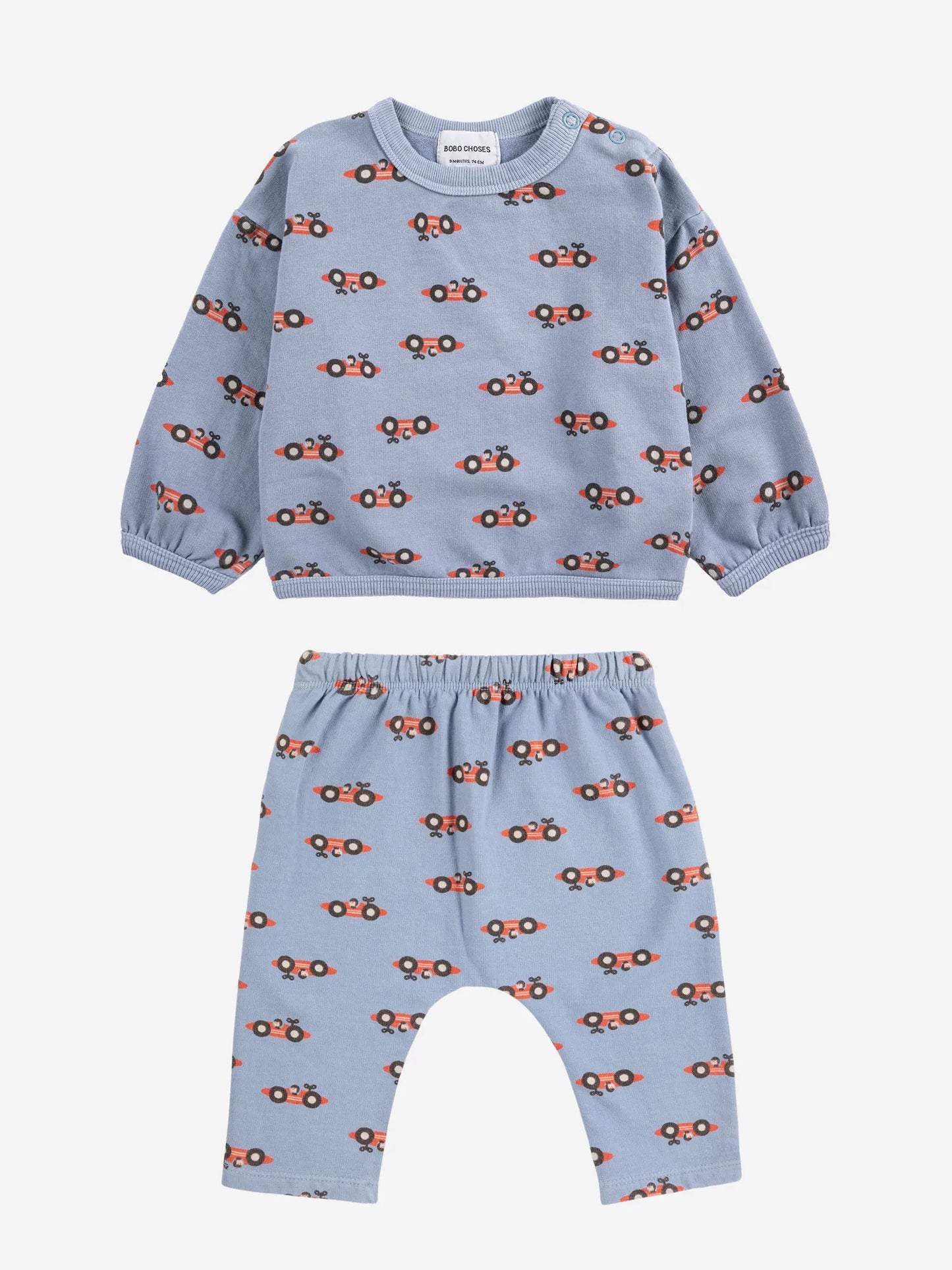 Race Car all over sweatshirt look