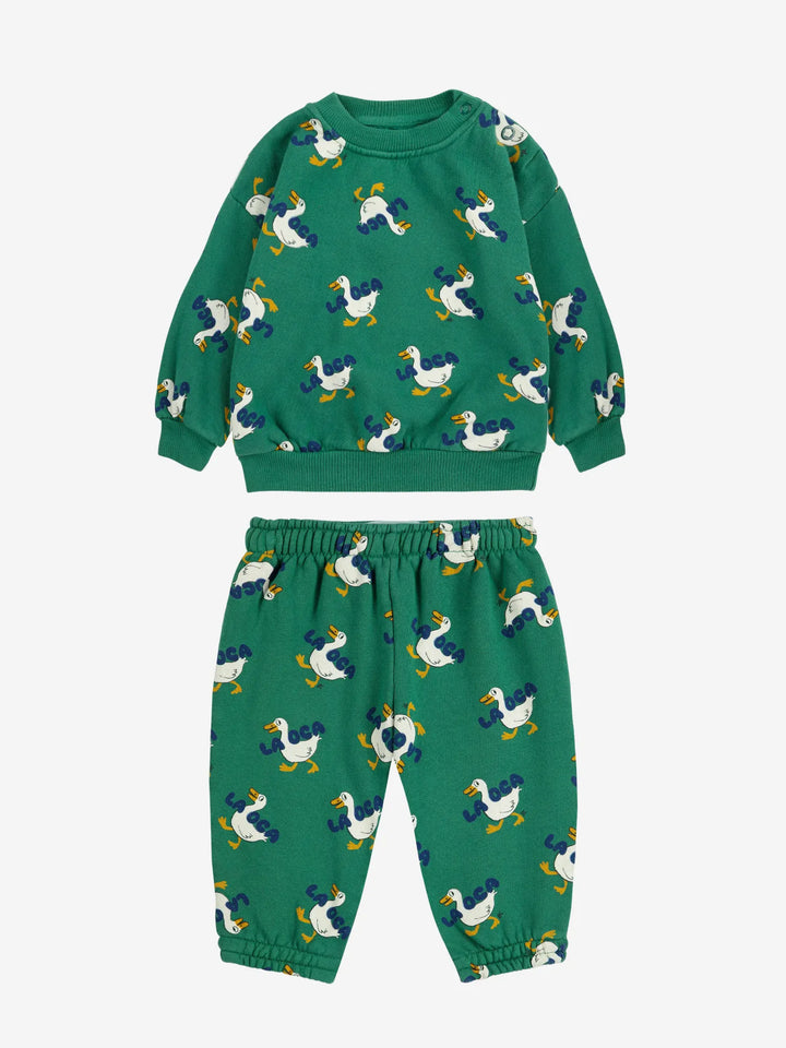 La oca all over sweatshirt look