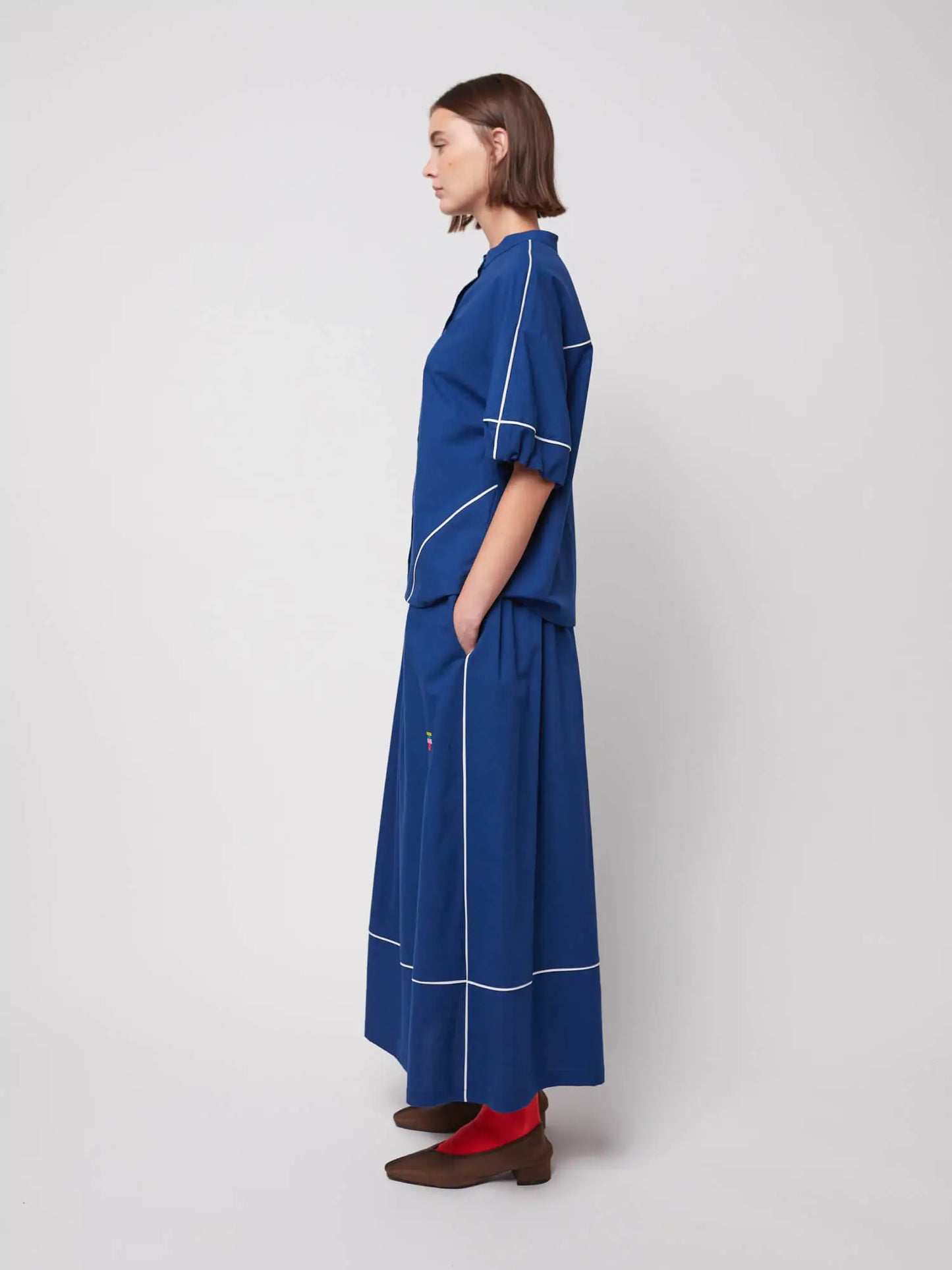 Contrast-trim evasé skirt