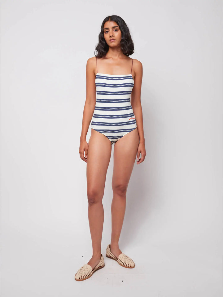 Stripes texture swimsuit