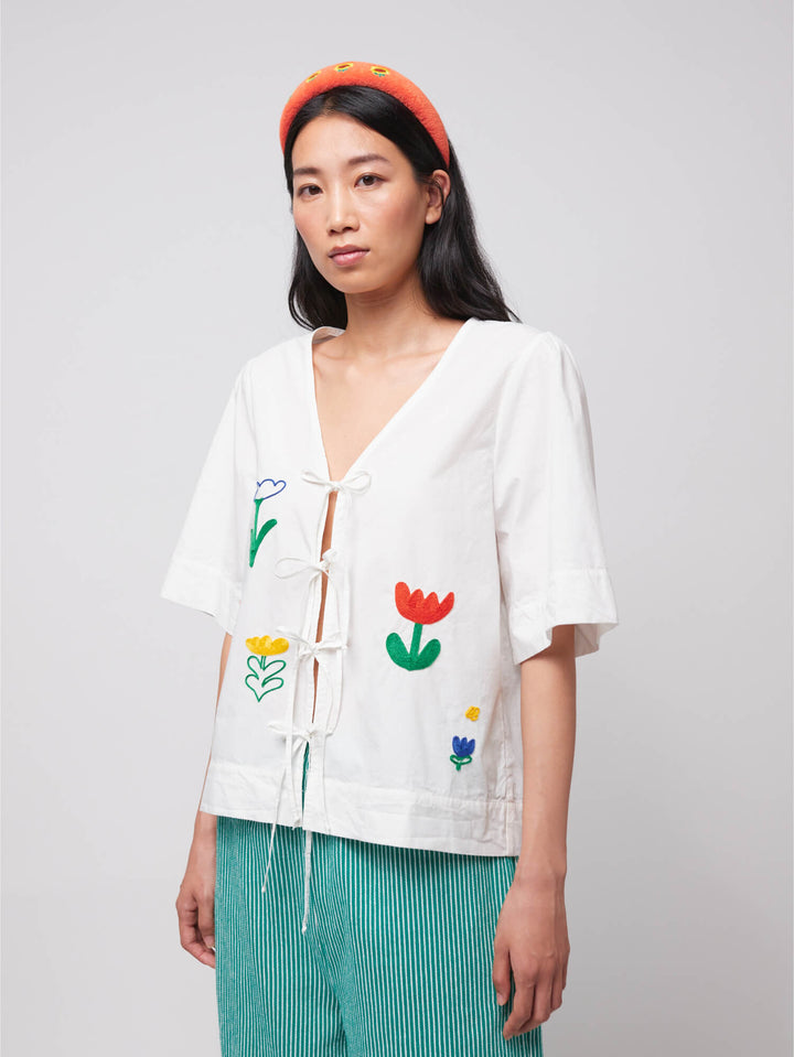 Garden embroidery tie blouse