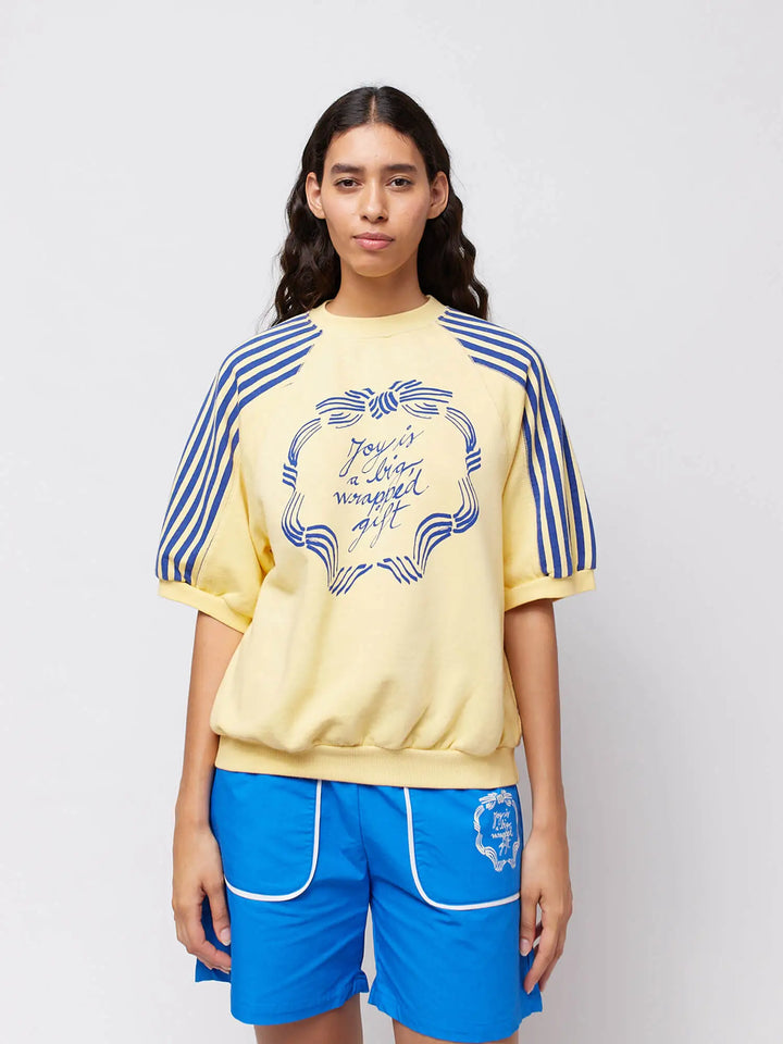 Ribbon Gift sweatshirt