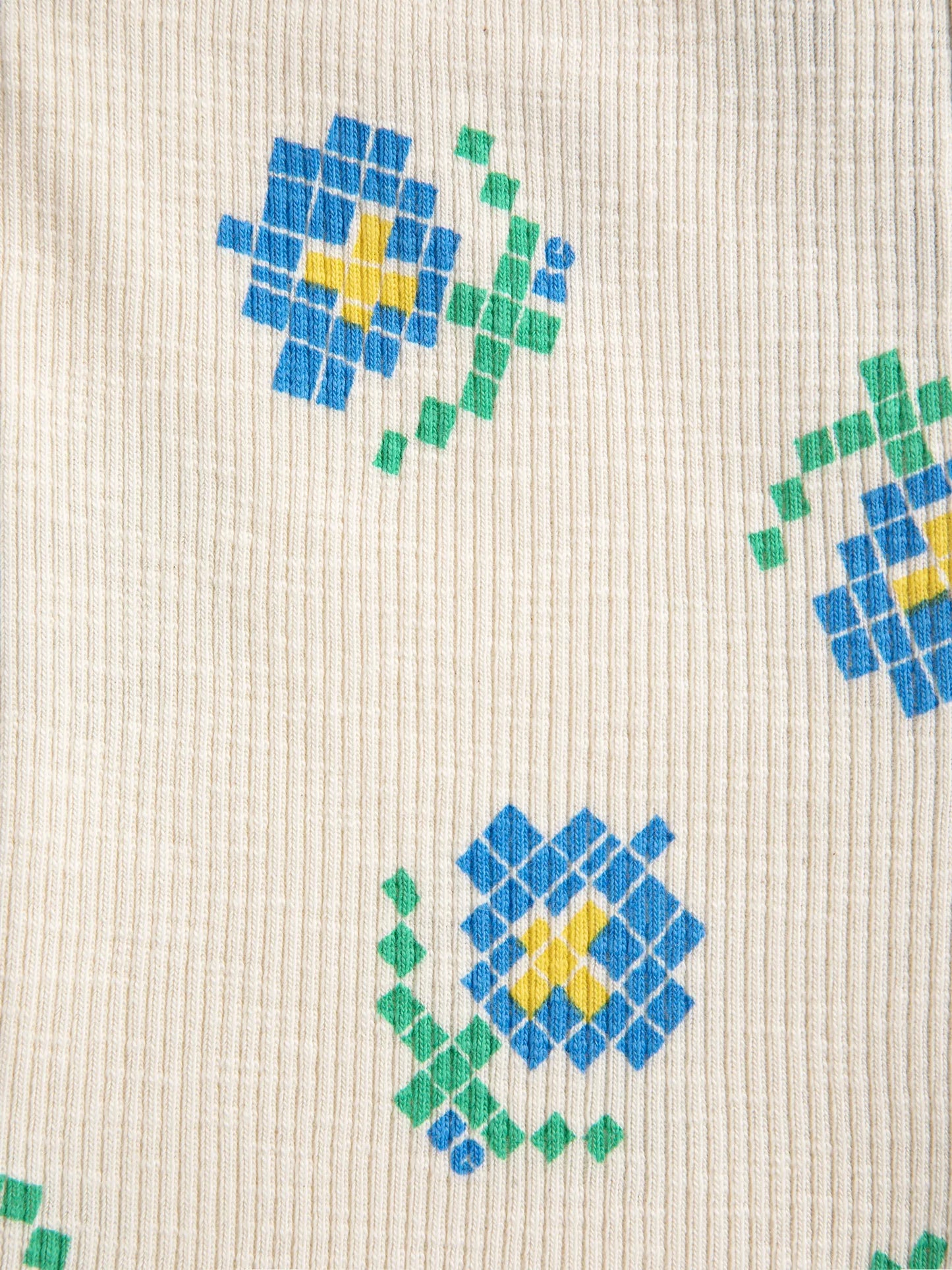 Pixel Flowers all over short leggings