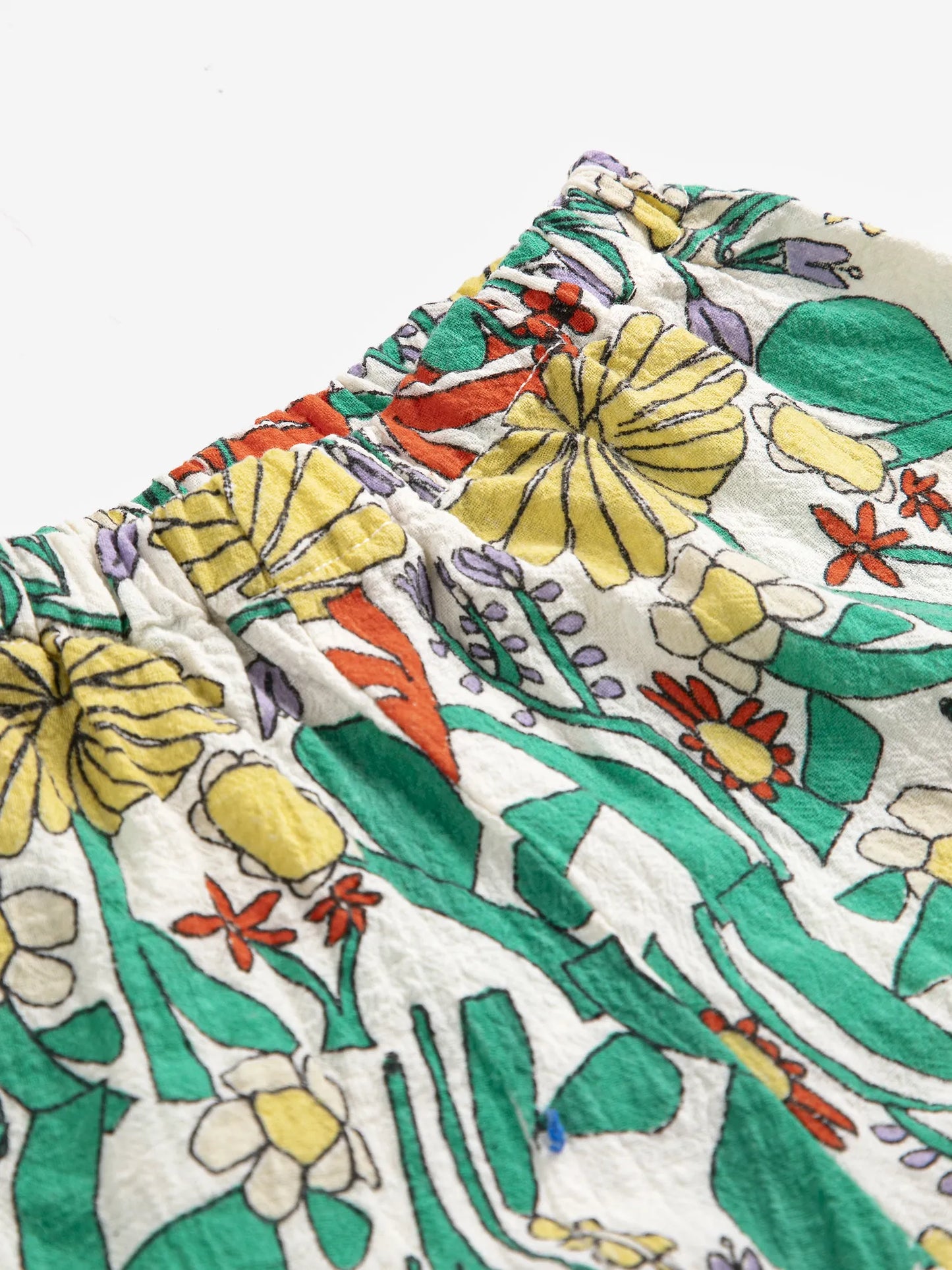 Color Herbalist all over ruffled shorts