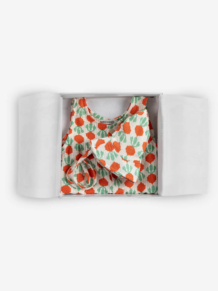 Cool Radish all over woven gift set