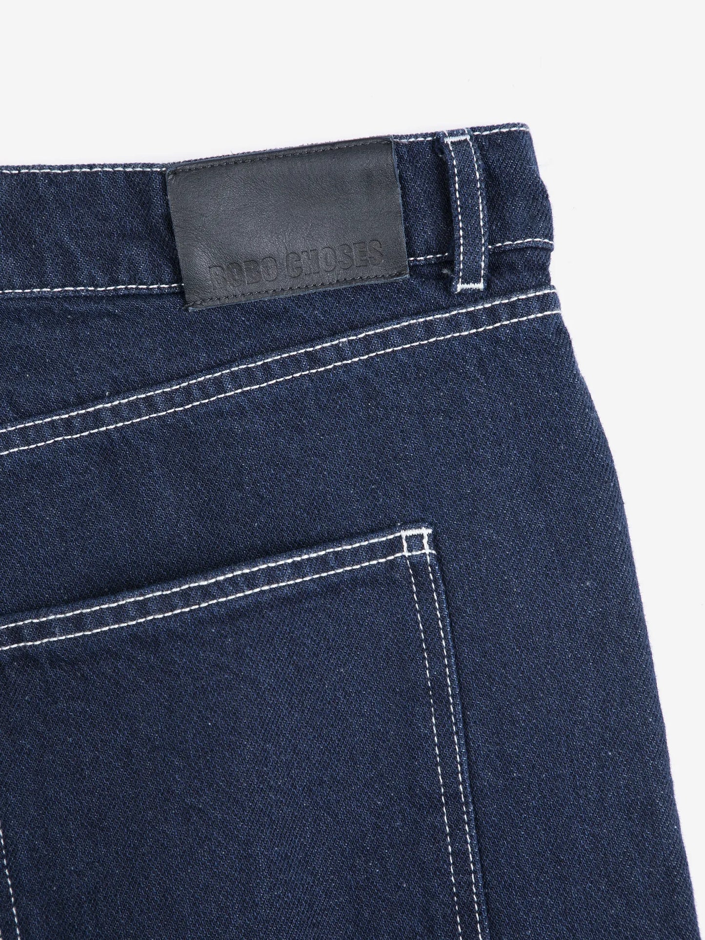 Contrast-stitching denim bermuda