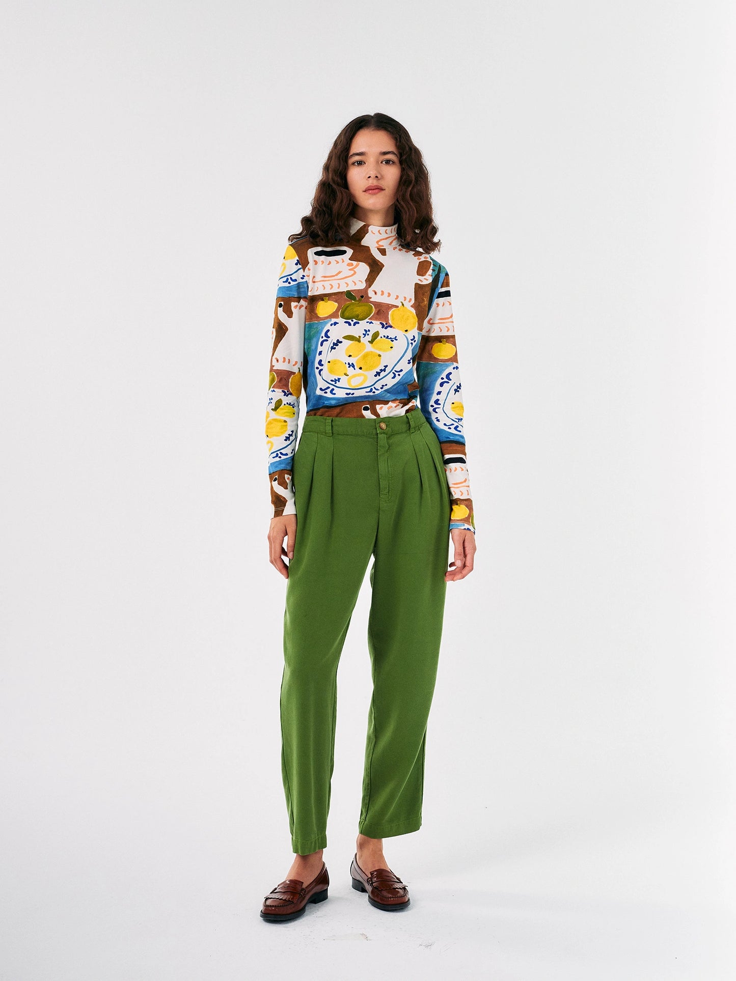 Abstract Tea Time print turtle neck T-shirt