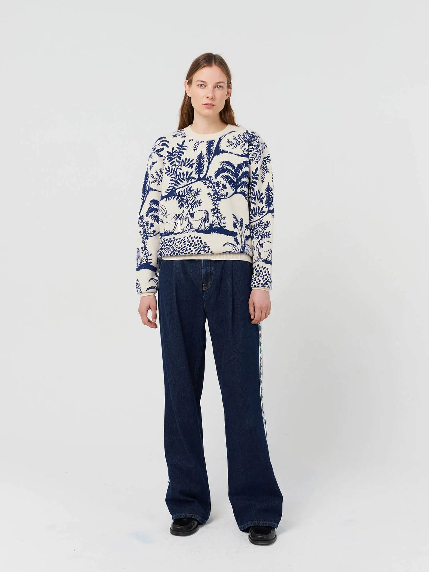 Wonderland jacquard straight fit jumper