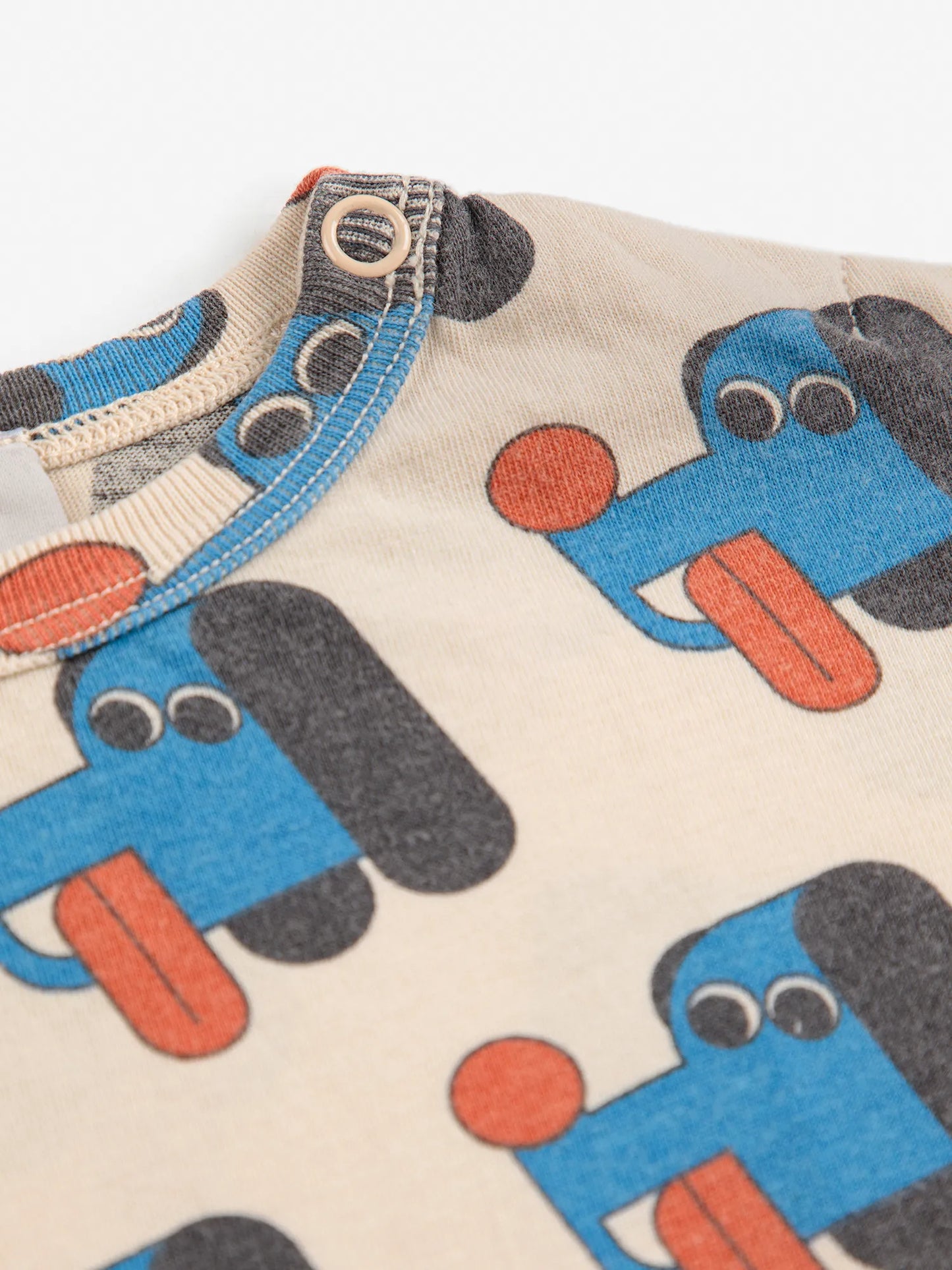 Doggy Mate all over T‑shirt look