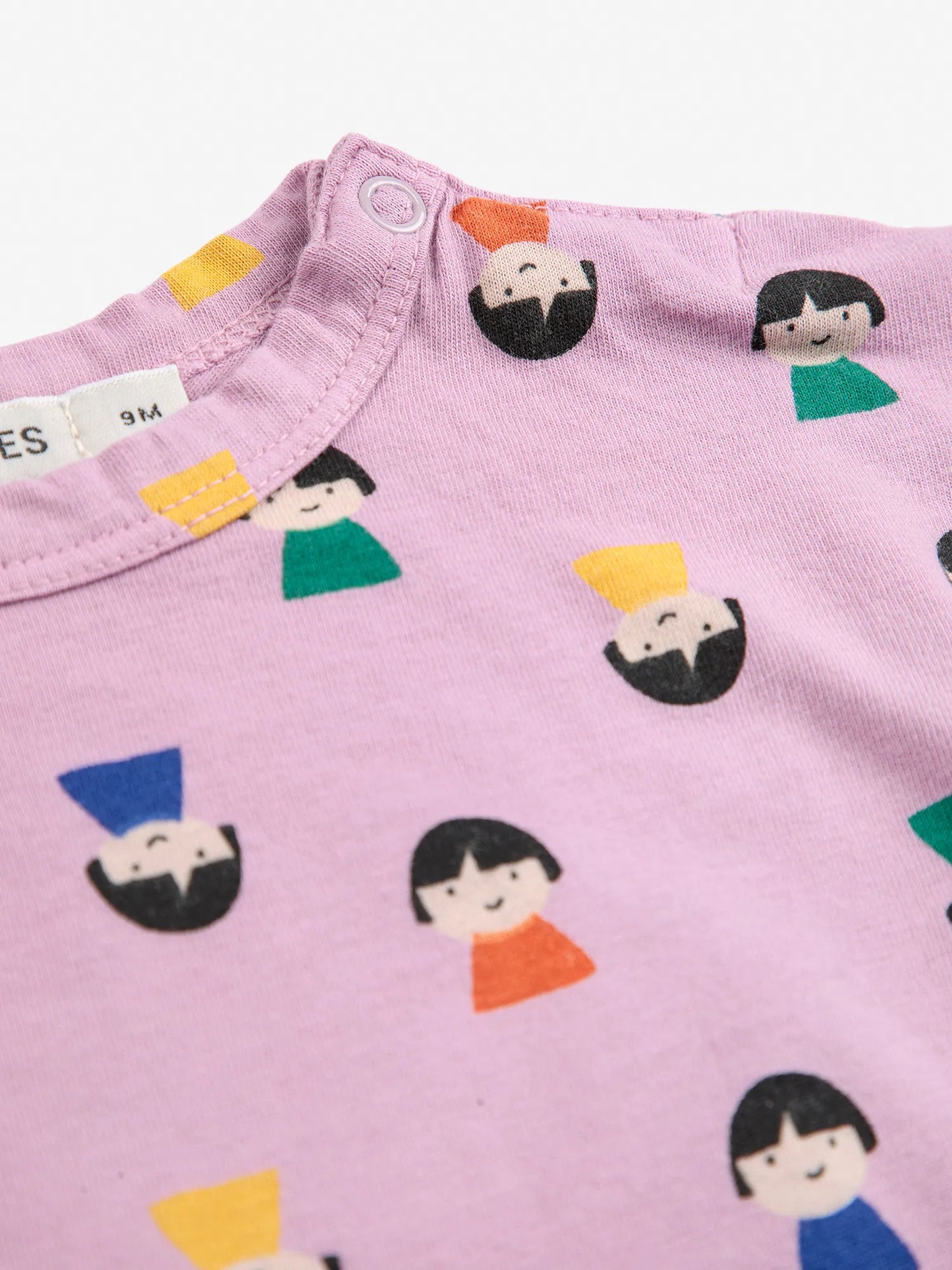 Game Pawns all over T‑shirt look