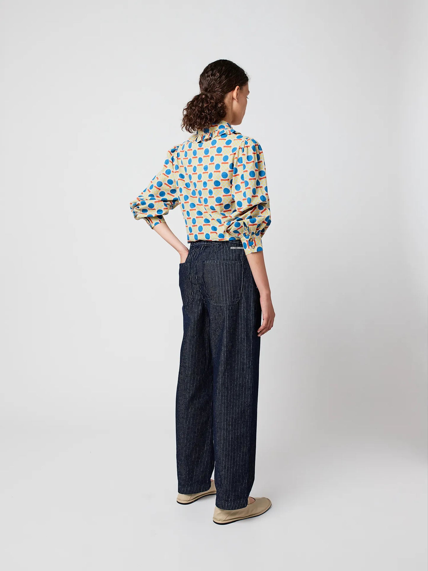 Geometric pattern collar shirt