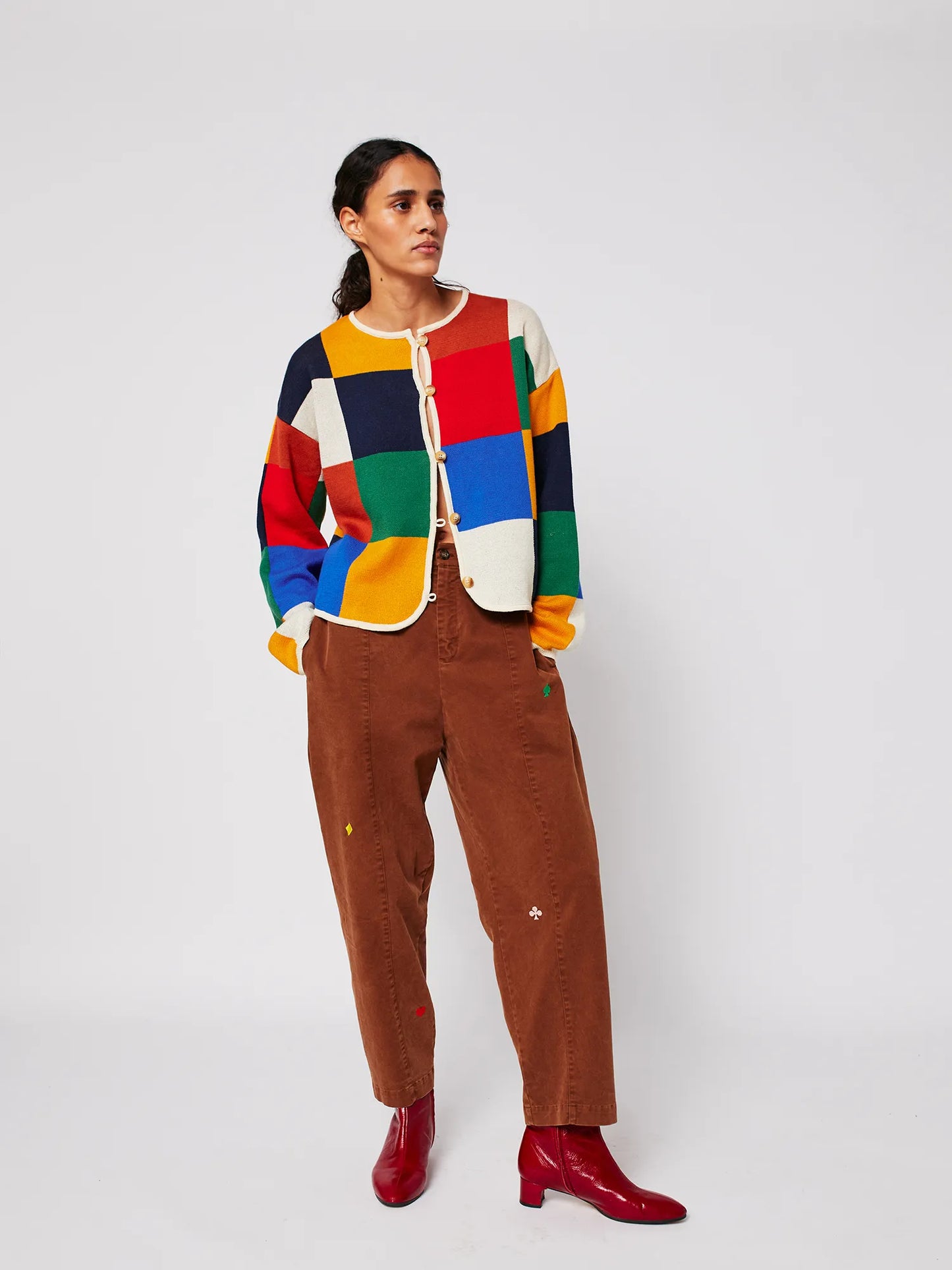 Cocoon-Hose Stickerei Braun