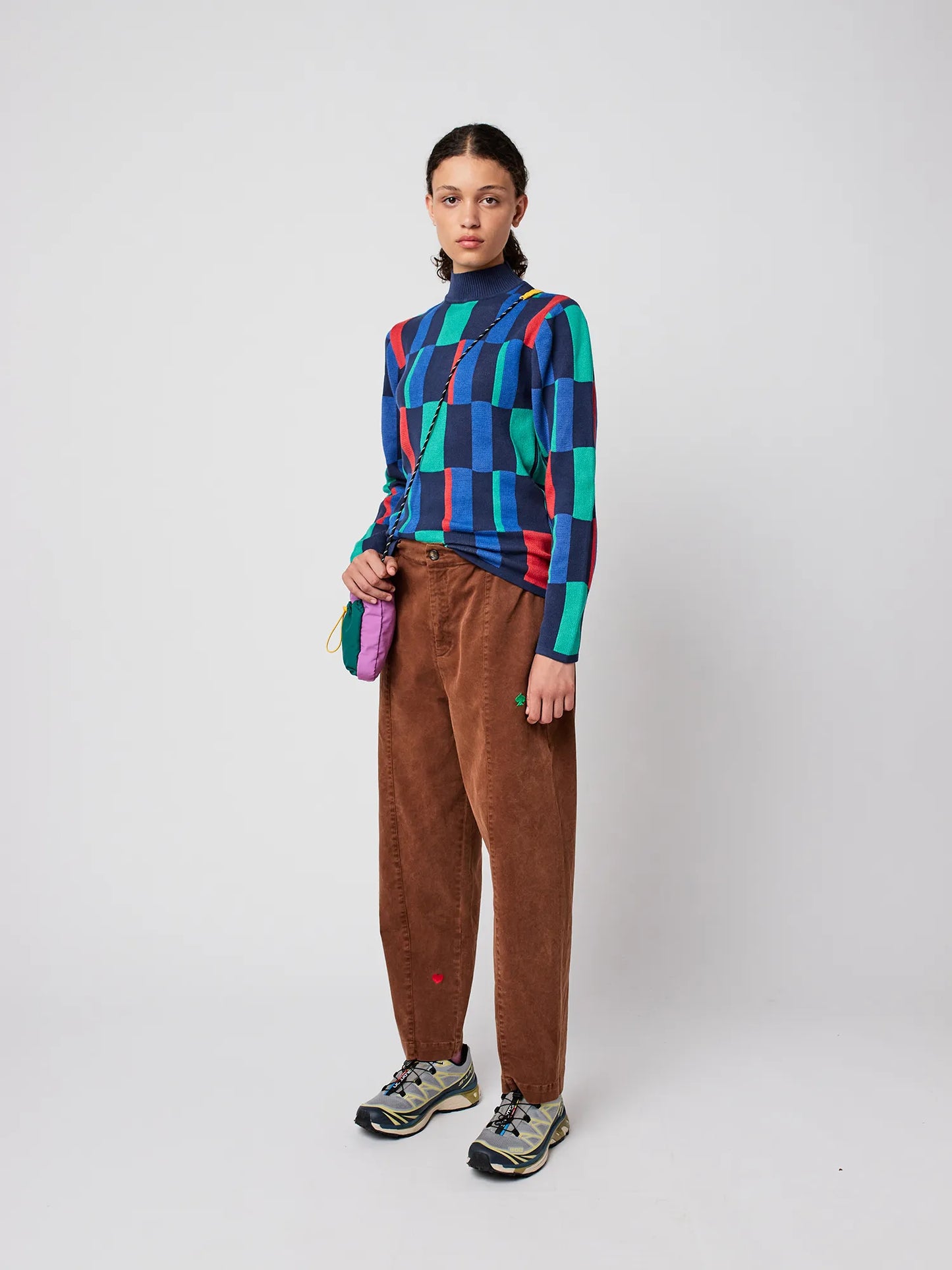 Cocoon-Hose Stickerei Braun