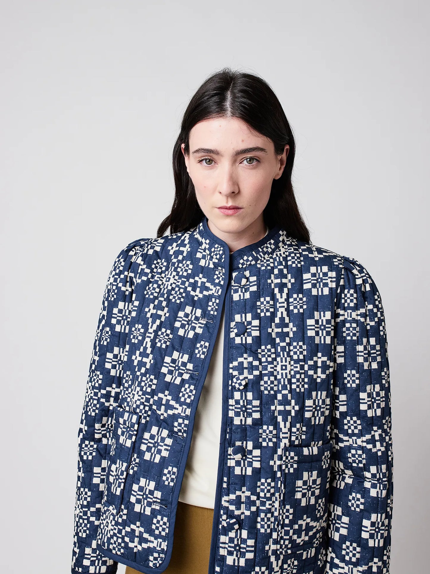 Kaleidoscope pattern cropped jacket