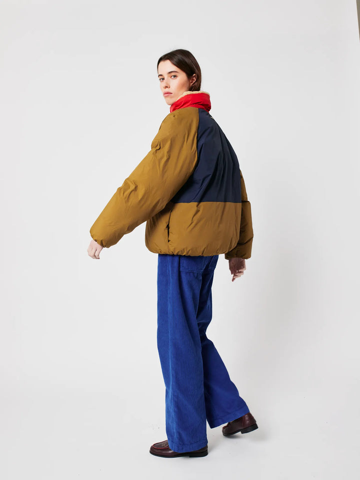 Color block ranglan sleeve padded puffer