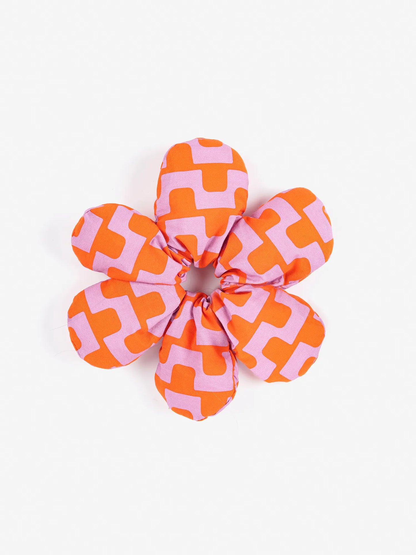 Chain all over flower scrunchie