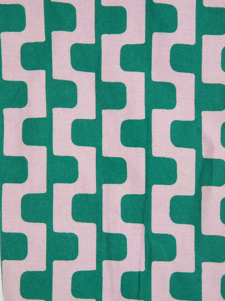 Chain all over bottle cover