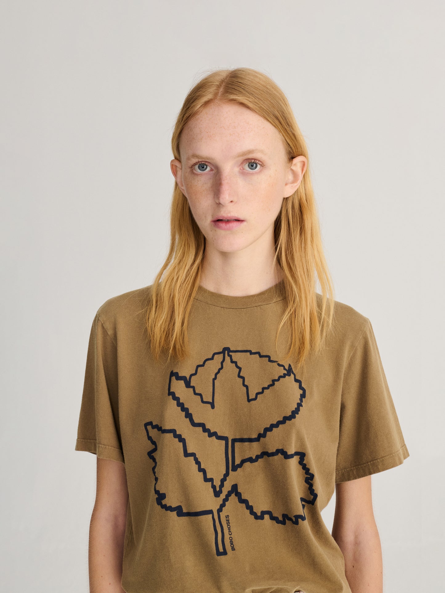 Camiseta Vibrant Flower