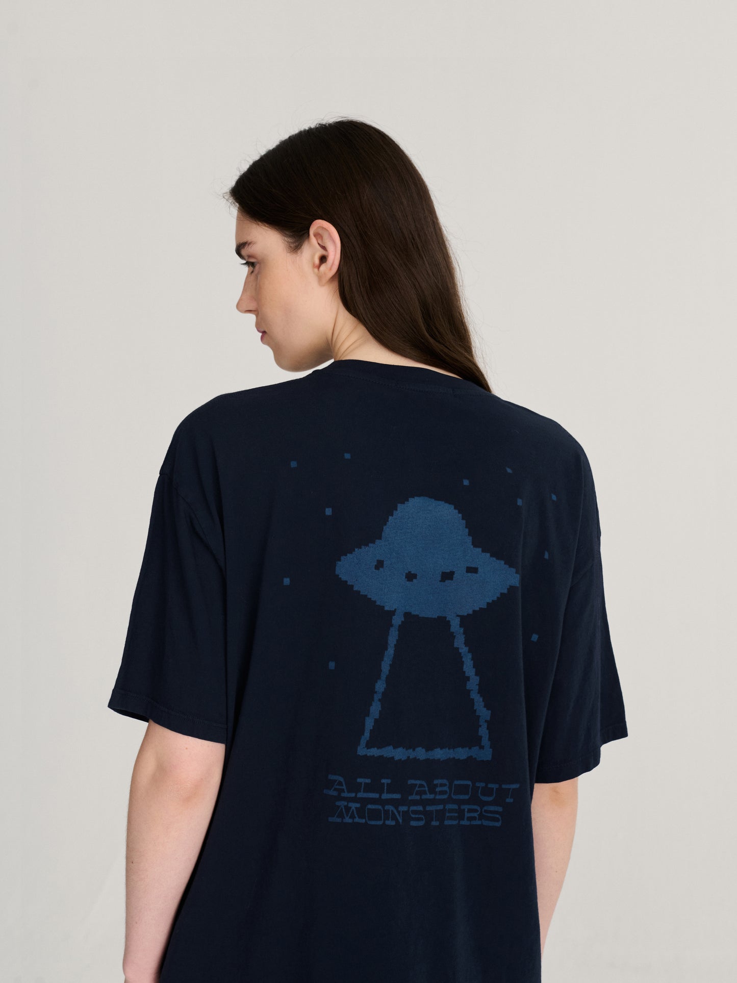 Oversize-T-Shirt Pixel Abduction