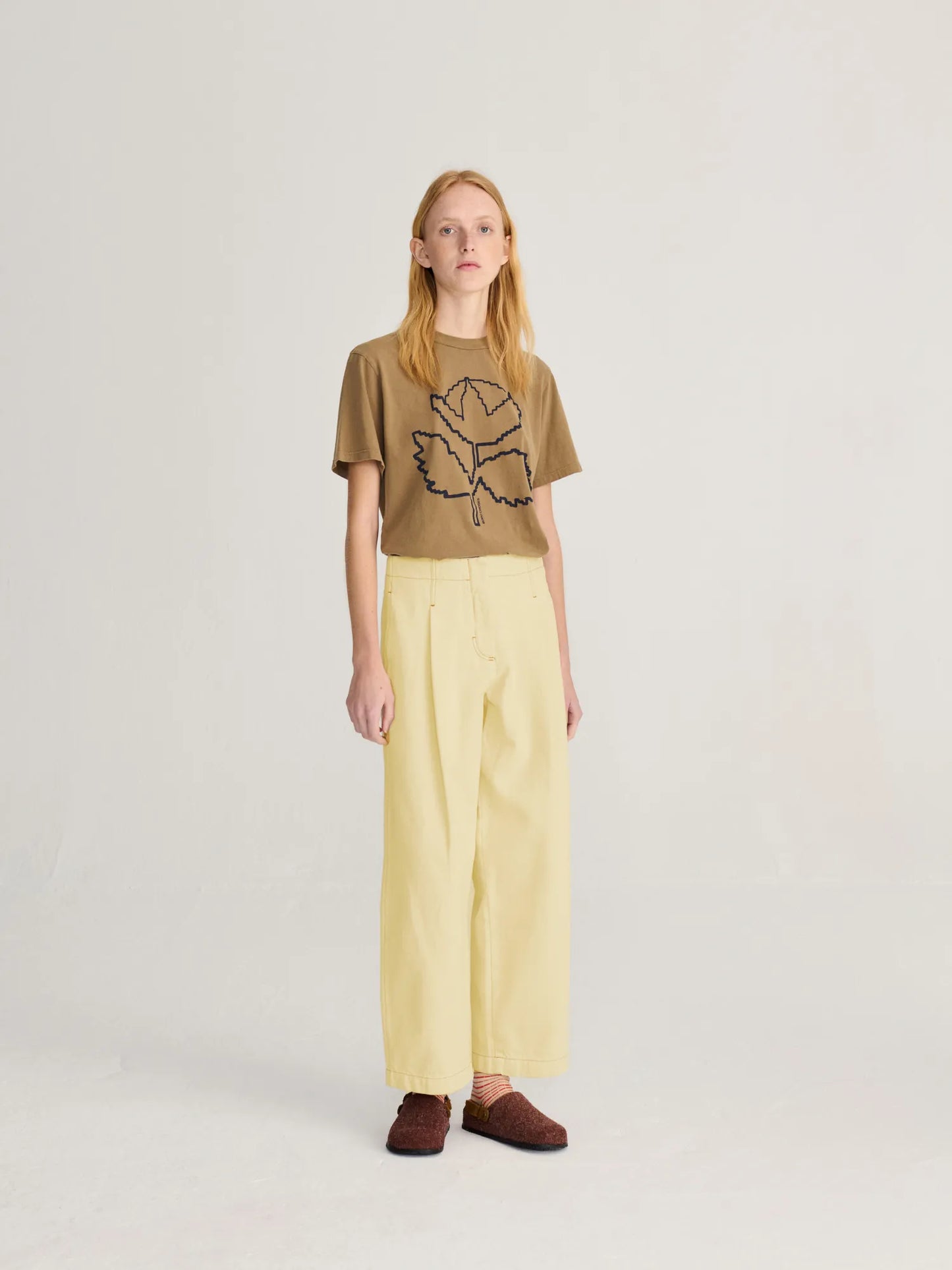 Light Yellow twill pleated barrel pants