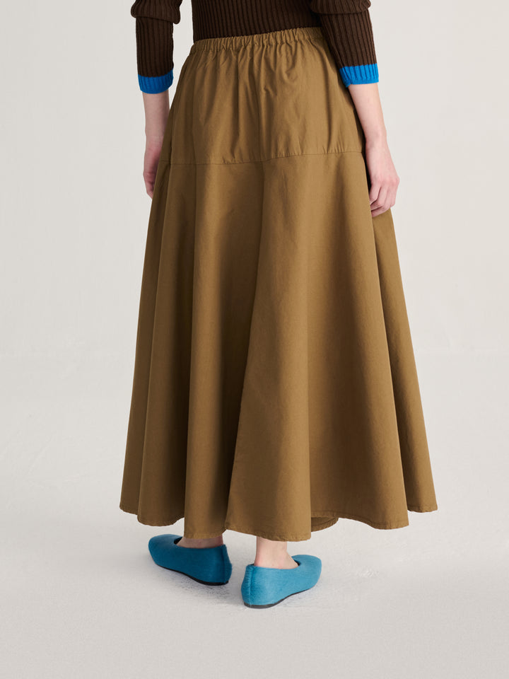 Paper touch evasé skirt