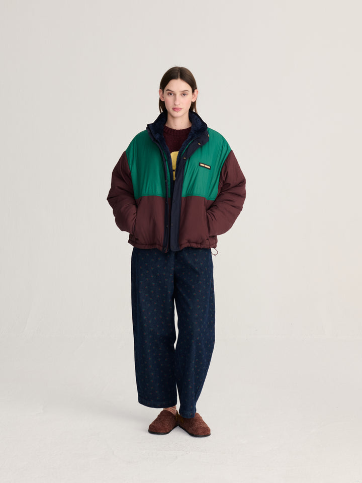 Reversible nylon cozy sherpa