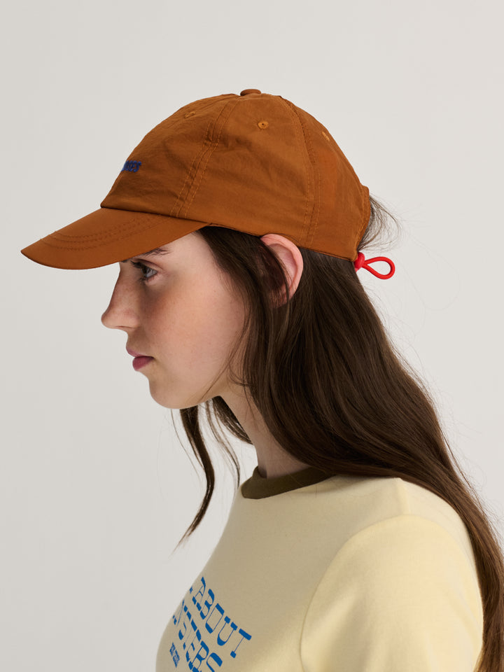 Color block technical cap