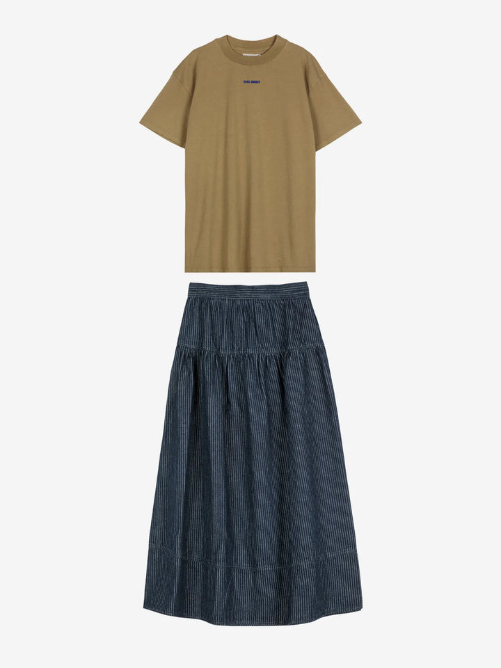 Denim skirt look