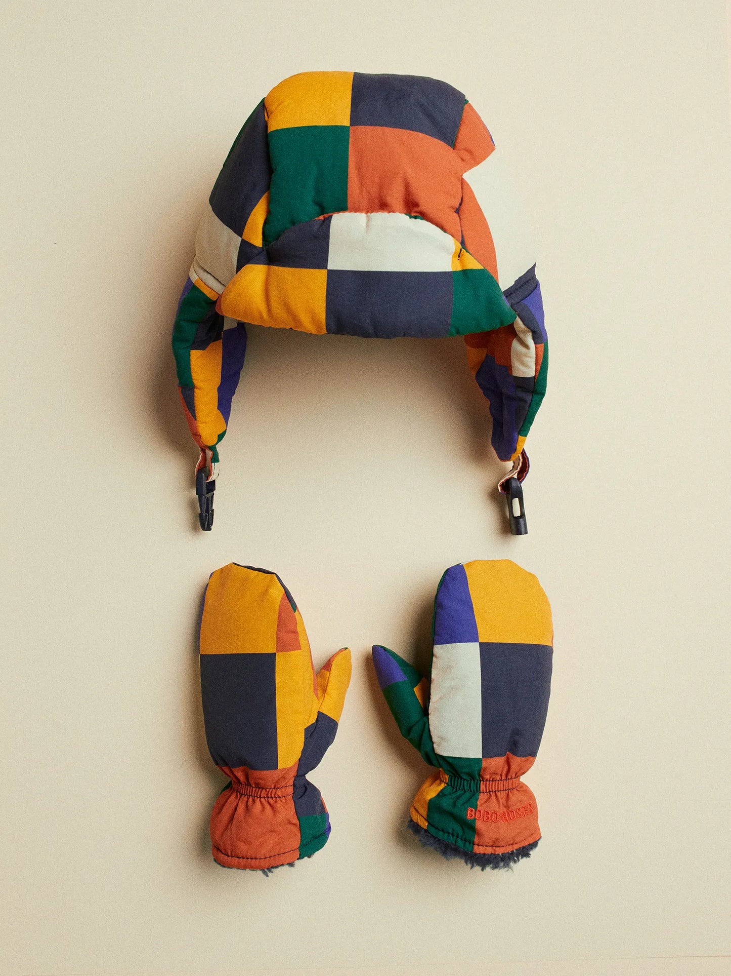 Multicolor Tiles chapka & mittens set