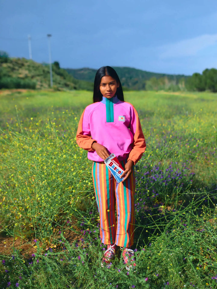 Smiling color block sweatshirt