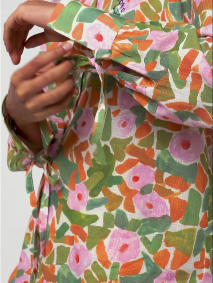 Floral print relaxed shirt