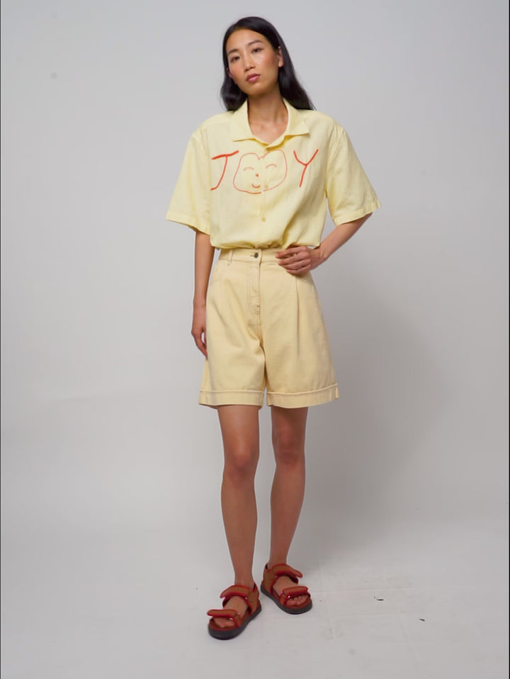 Pleated twill bermuda